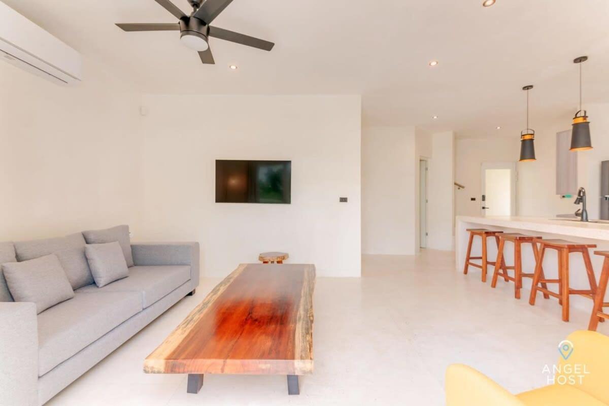 Private Oceanview Rooftop Plunge Pool Holiday home *